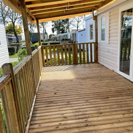Les Viviers Super Mobilhome Campingplatz